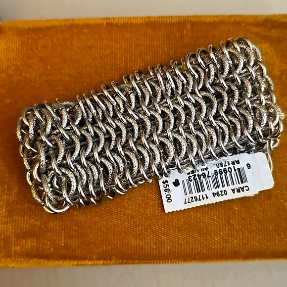 Cara Chain Stretch Bracelet - Picture 1 of 5